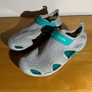 Crocs Swiftwater water shoes mesh sandals gray and teal Velcro breathable